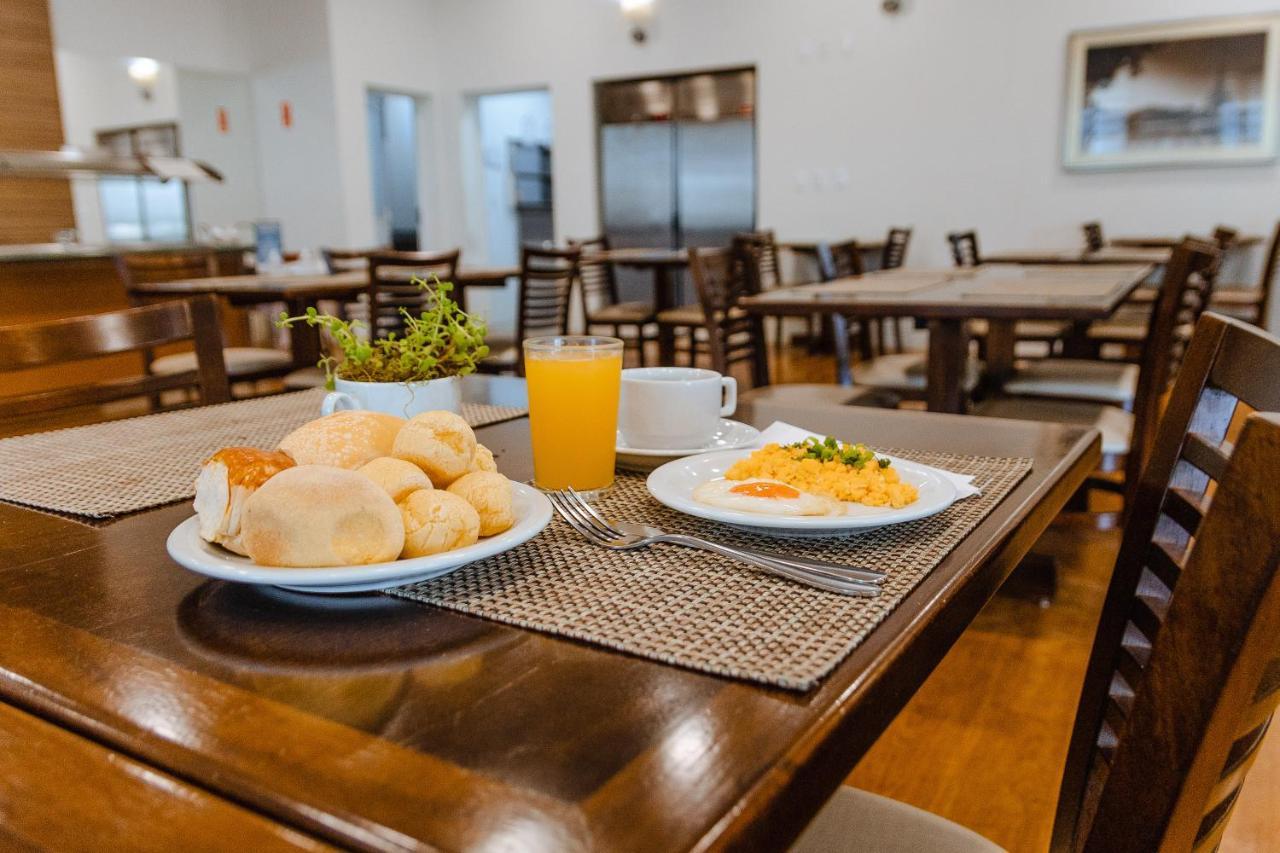Porto Feliz Executive Hotel エクステリア 写真