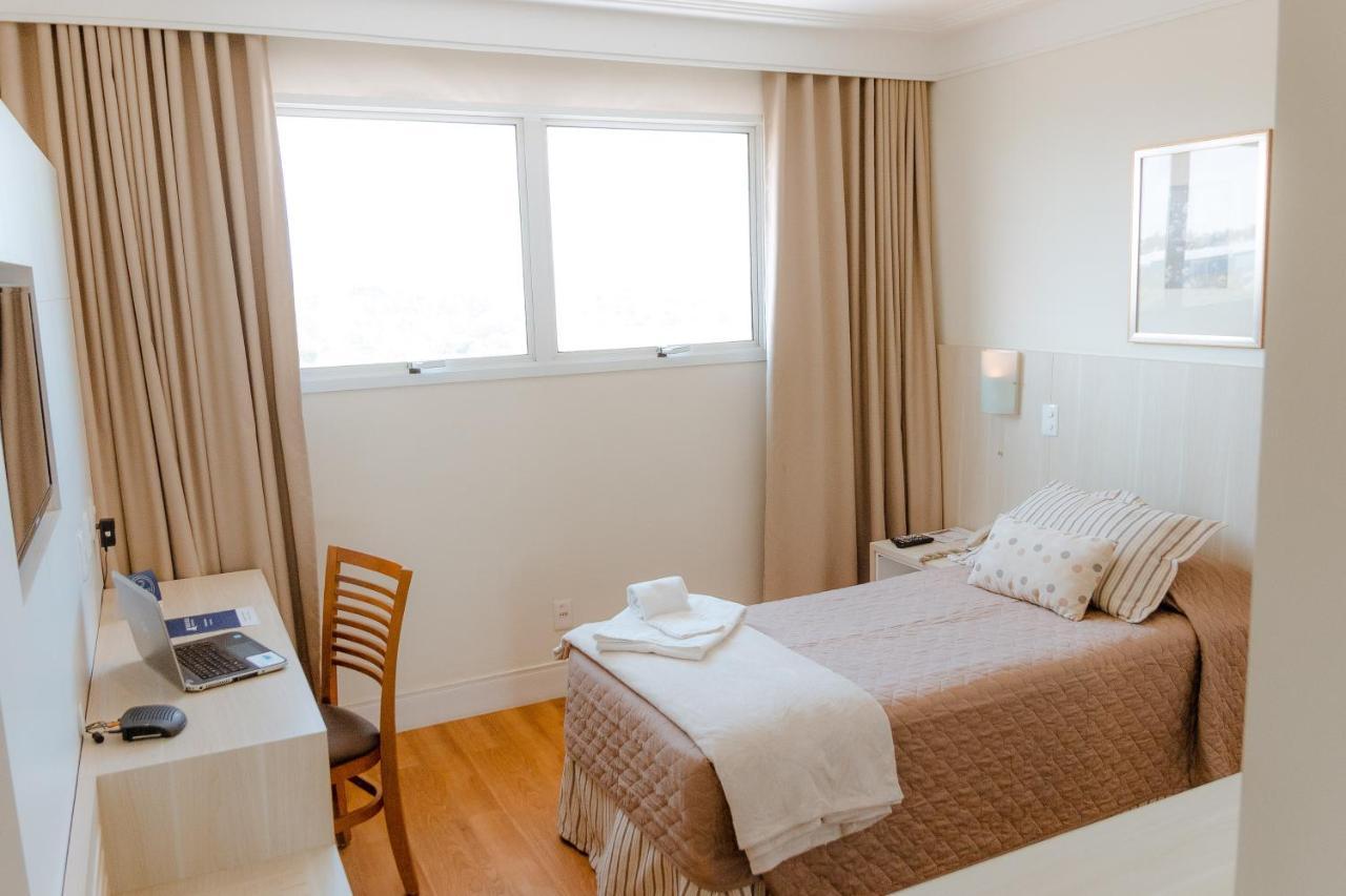 Porto Feliz Executive Hotel エクステリア 写真