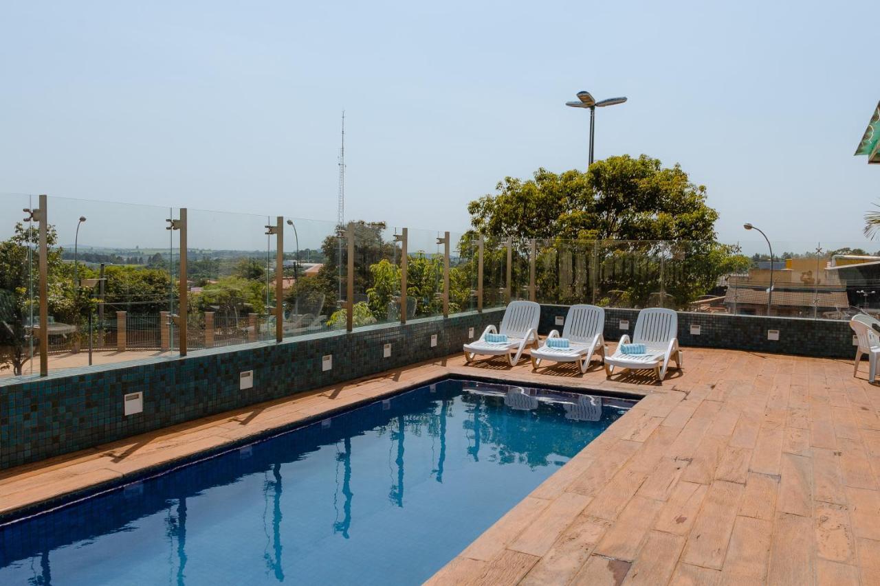 Porto Feliz Executive Hotel エクステリア 写真